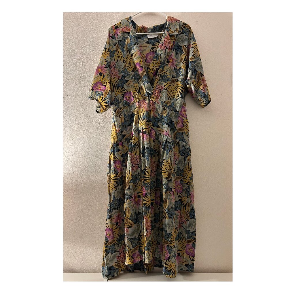 Extra Large Vintage Floral Shirt Dress